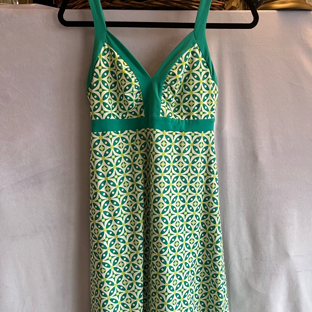 Patagonia woman's size small Green and white Patterned Dress
